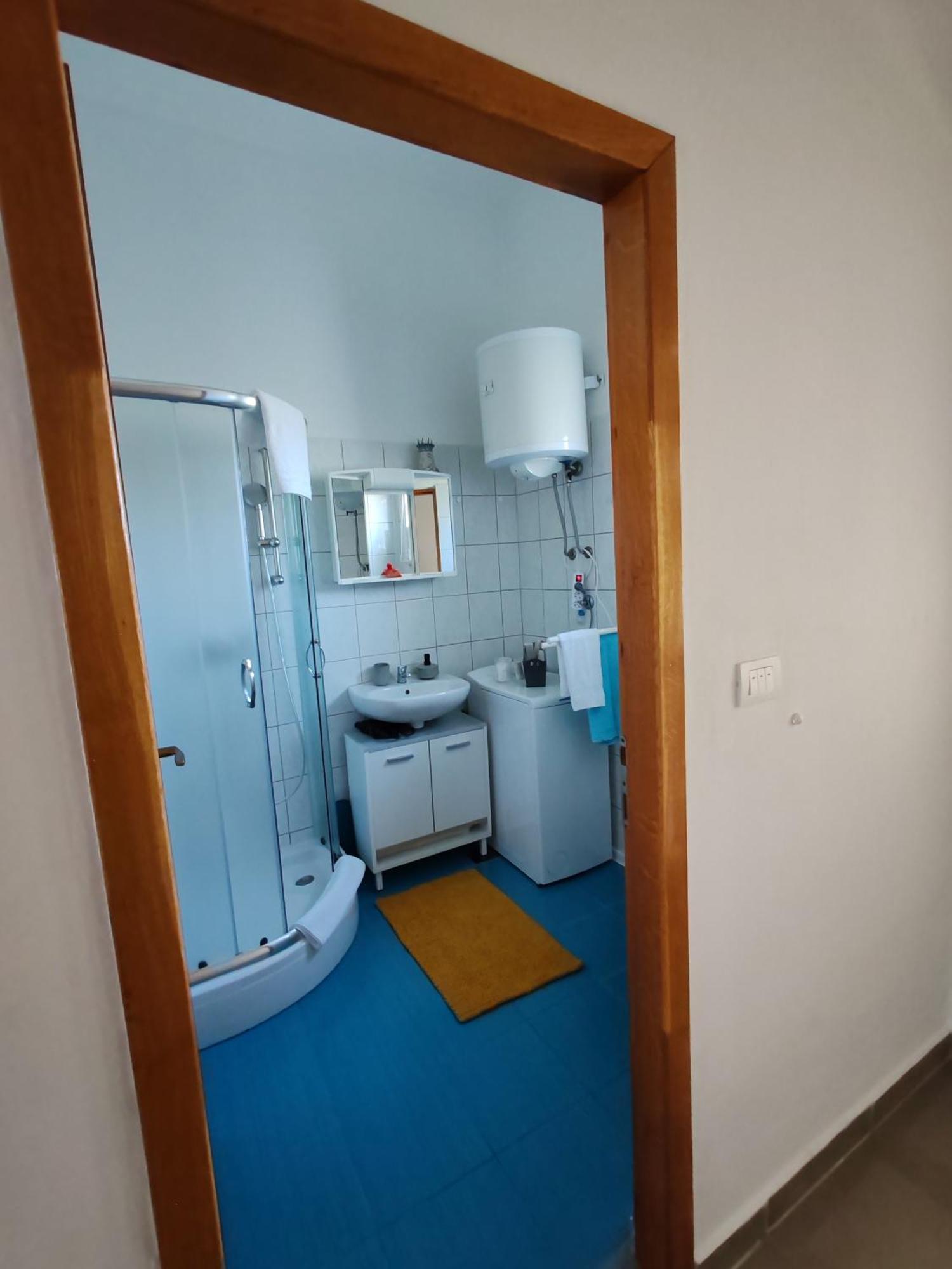 Apartman Olic Ražanac Exterior foto